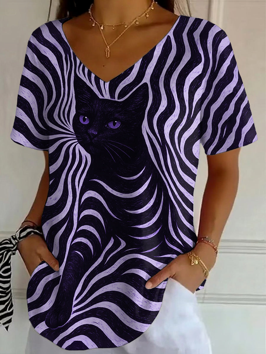 Women's Black Cat Stripes Print Casual V-Neck Tee