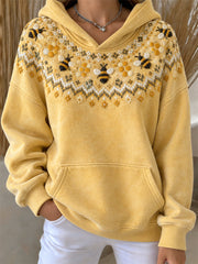 Women's Vintage Flying Bees & Honeycomb Yoke Isle Pattern Print Hoodie