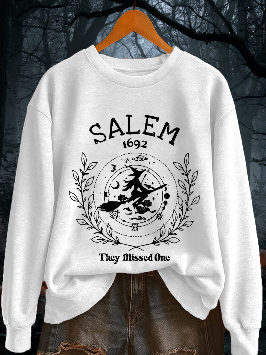 Women's Funny Halloween Witch Salem 1692 They Missed One Sweatshirt