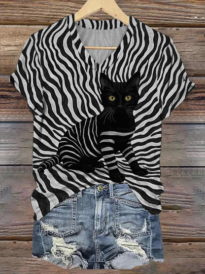 Women's Black Cat Stripes Print Casual V-Neck Tee