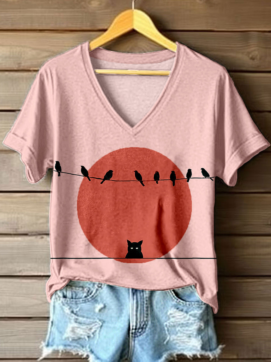 Women's Cute Cat Art Print V-Neck T-Shirt