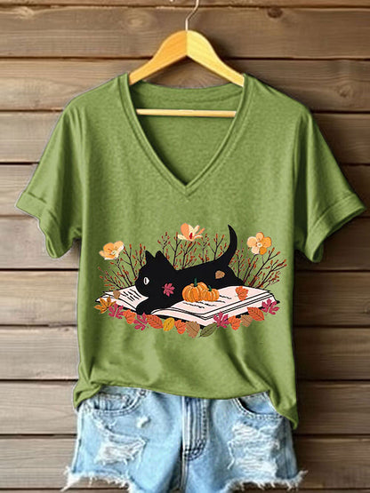 Women's Fall Cat Book Pumpkin Maple Leaves Short Sleeve T-Shirt