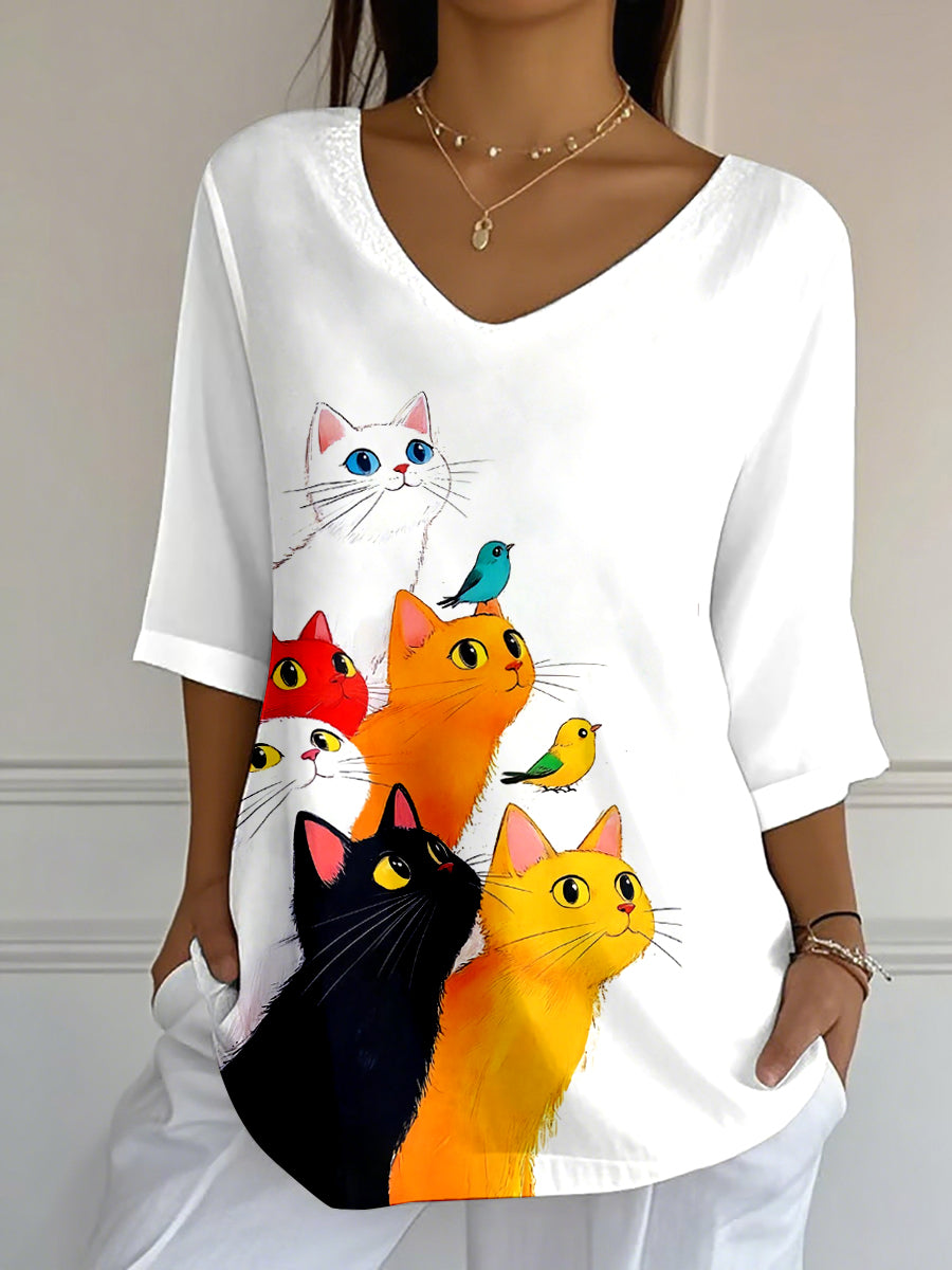 Women's Cat Art Print V-Neck T-Shirt