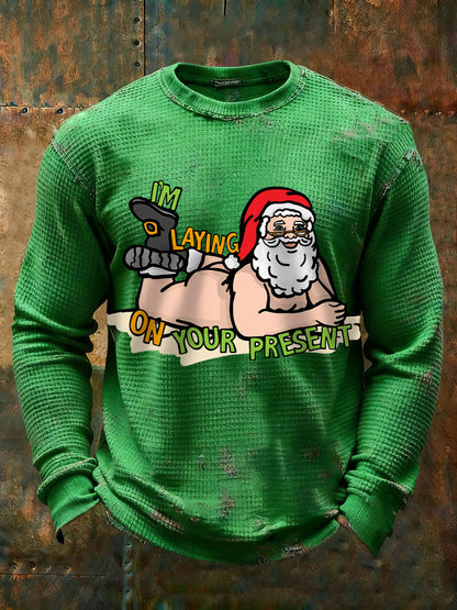 Men's I'm laying on your present long-sleeve T-shirts