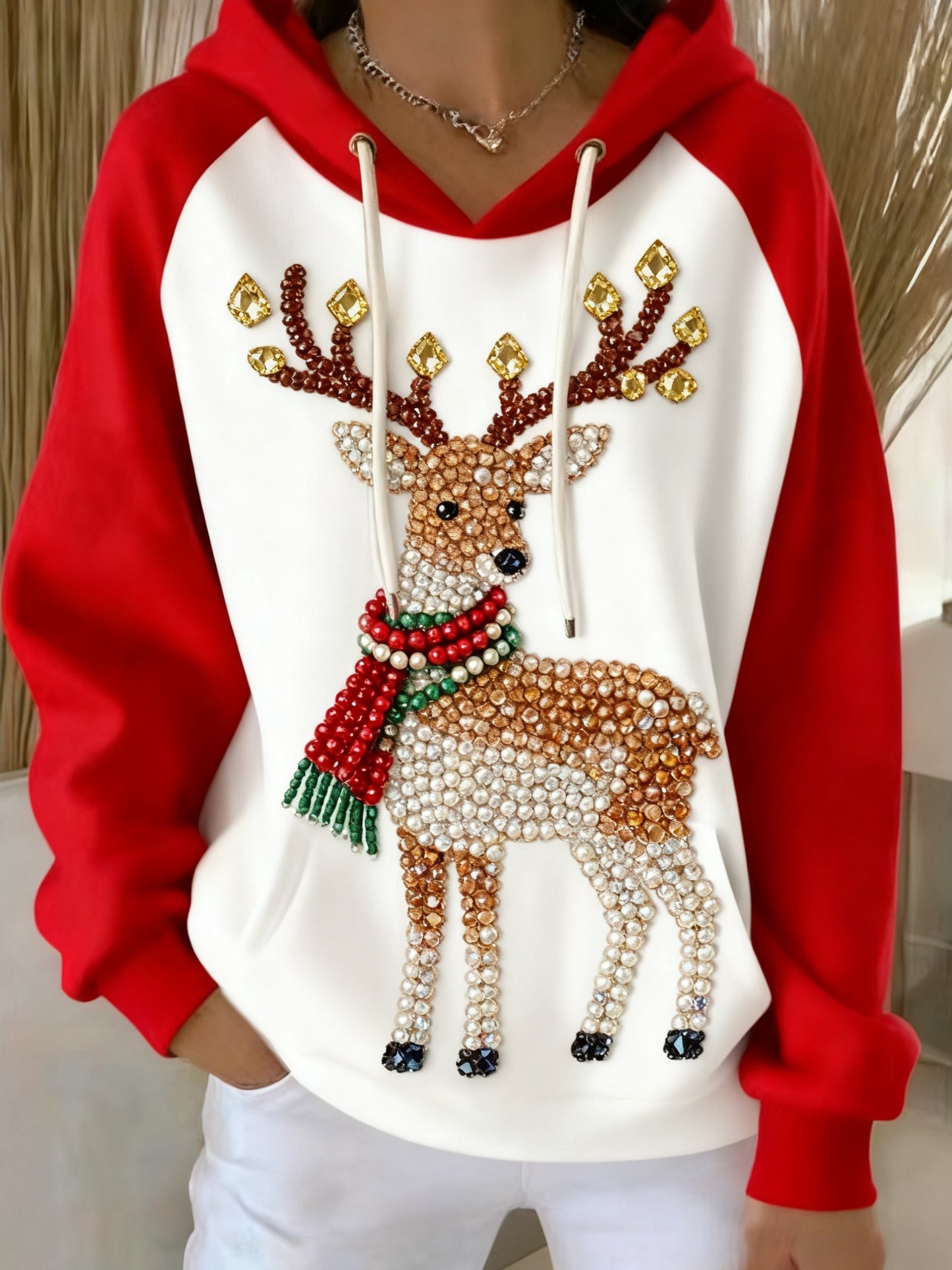 Vintage Christmas Diamond Pearl Reindeer Print Hooded Sweatshirt