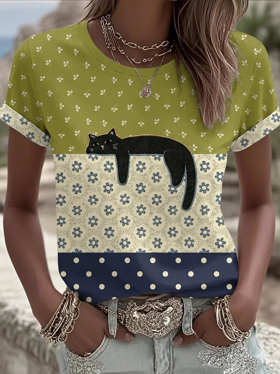 Women's Black Cat With Floral Graphic Casual Short Sleeve T-shirt