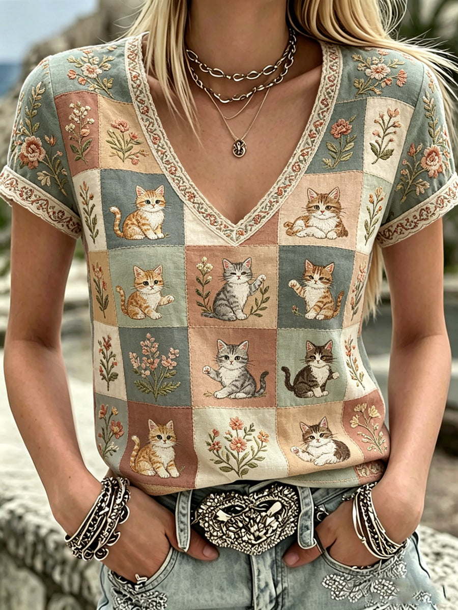 Women's Plants And Flowers Cute Cat Print V-Neck Casual T-Shirt