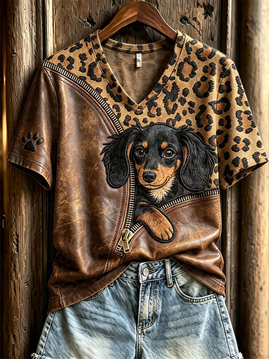 Women's Peeking Dachshund Dog Unzipped Leopard Print short-sleeved T-shirt