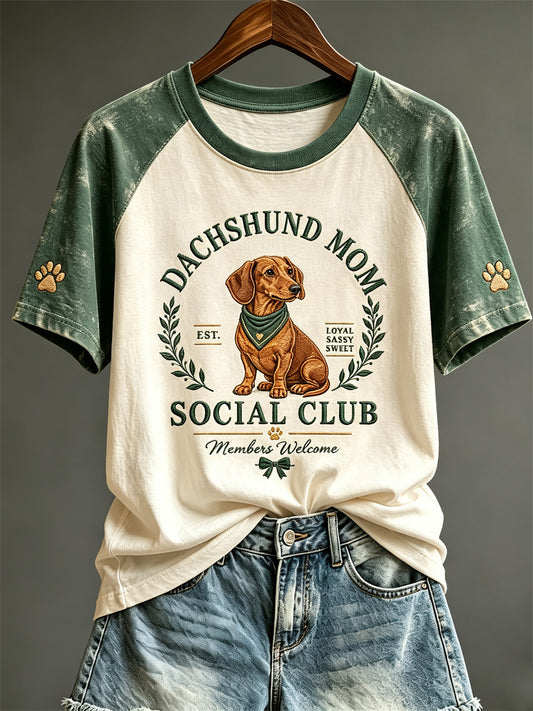 Women's Vintage Dachshund Mom Social Club Print Raglan short sleeve T-shirt