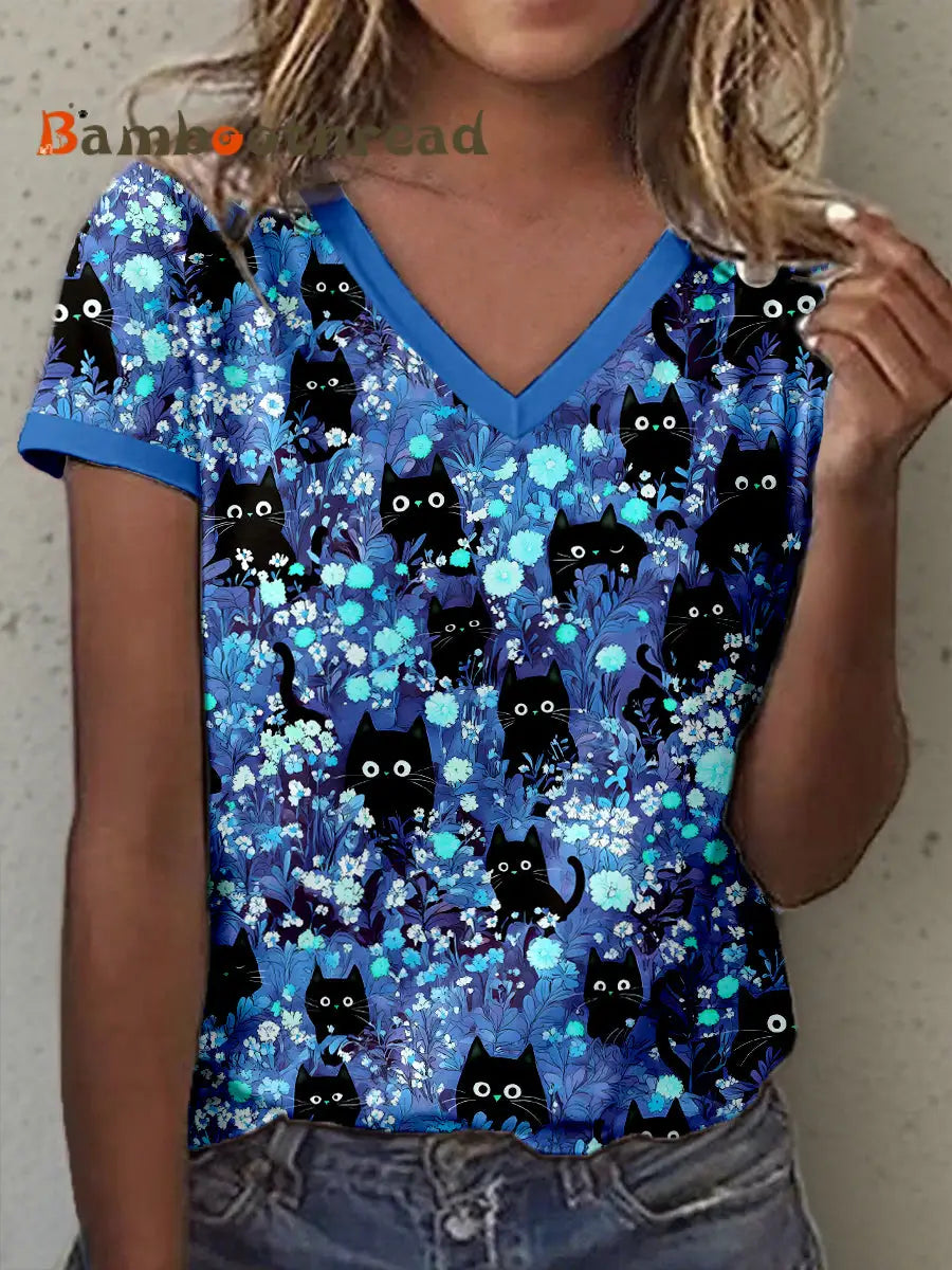 Women’s Black Cat Art Print V-Neck T-Shirt As picture / S
