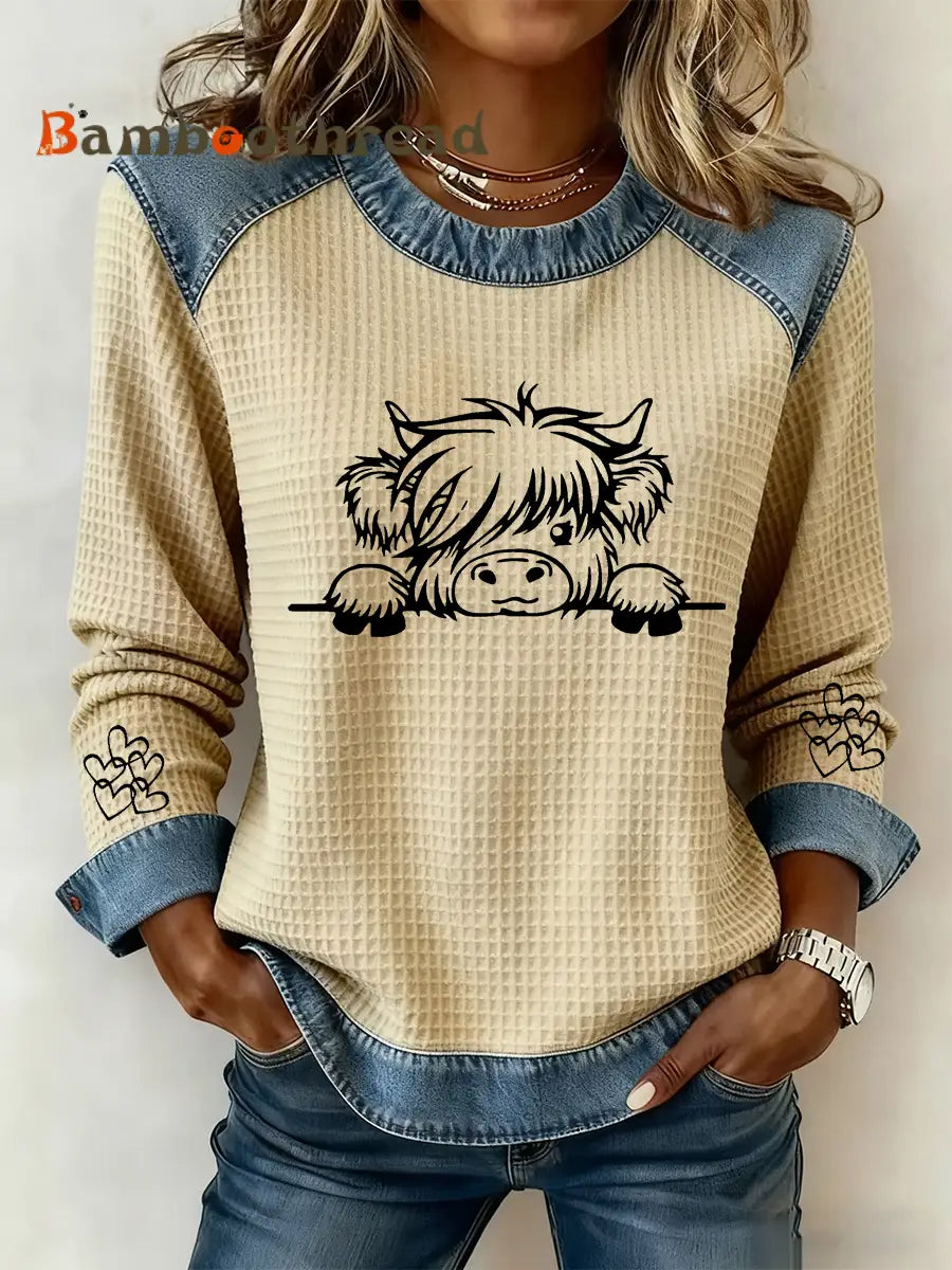Women’s Highland Cow Art Print Casual Top Apricot / S